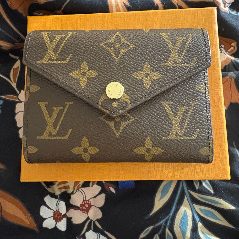 Louis Vuitton Monogram Brown Wallet